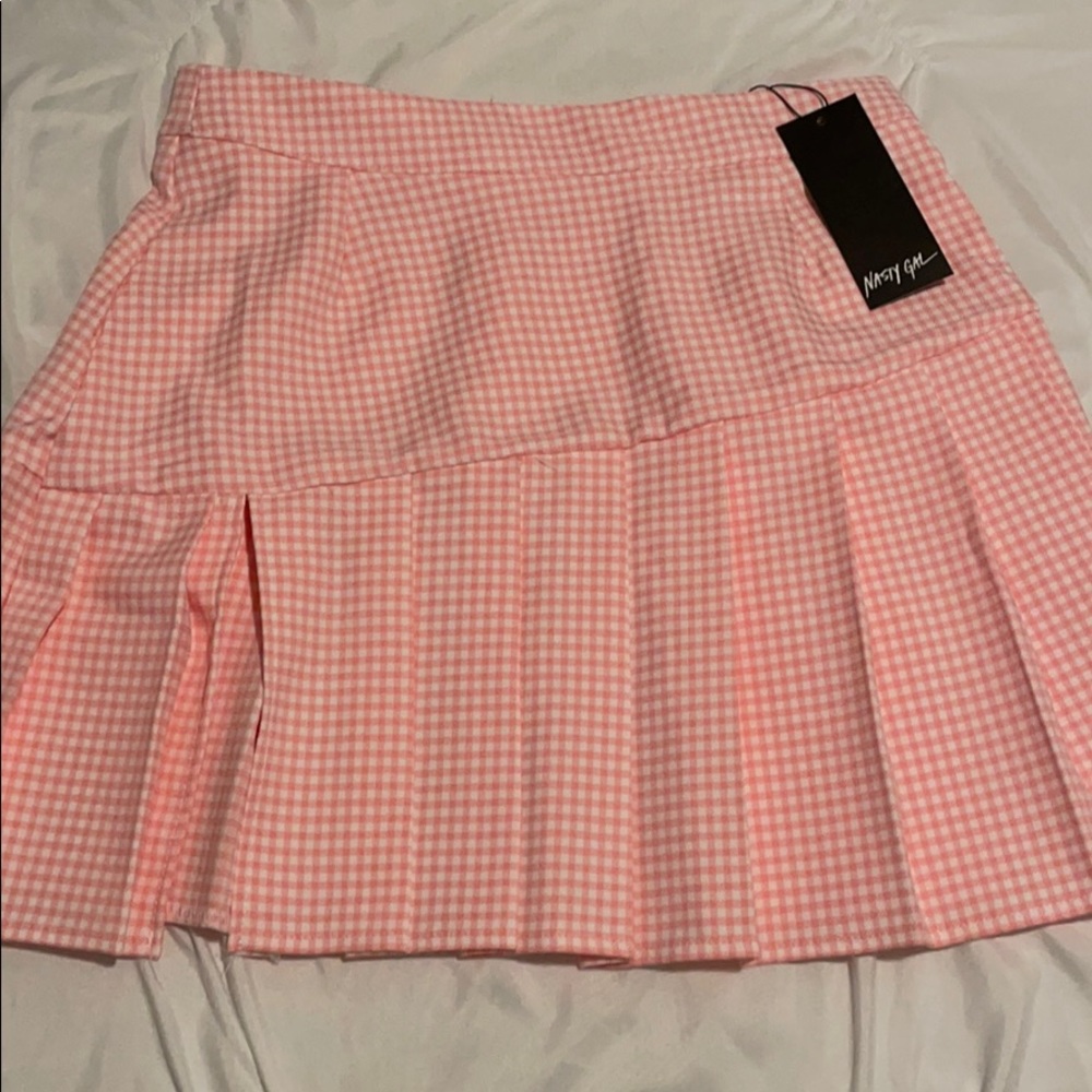Pink and white mini skirt with side split